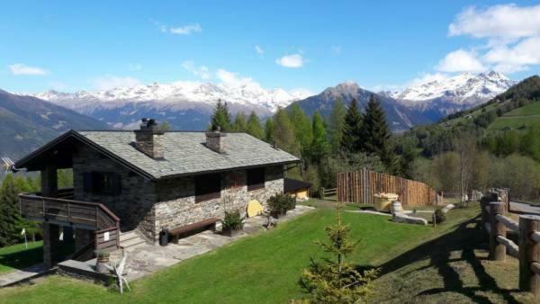 Creek Mortirolo Holiday home